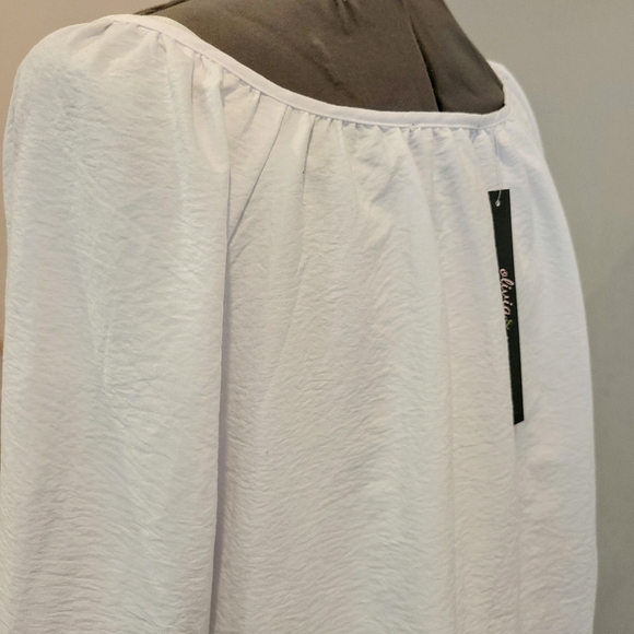 NWT 1X White Floral Crochet Detail Flowy Blouse - Picture 9 of 11